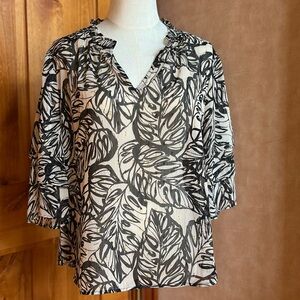 Chico's Cream and Black Leaf-Print V-Neck Tunic